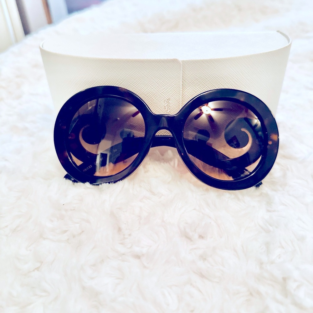 Prada Baroque oversized gradient sunglasses (perfect condition)